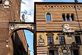 Verona - Piazza dei Signori. Palazzo della Ragione.